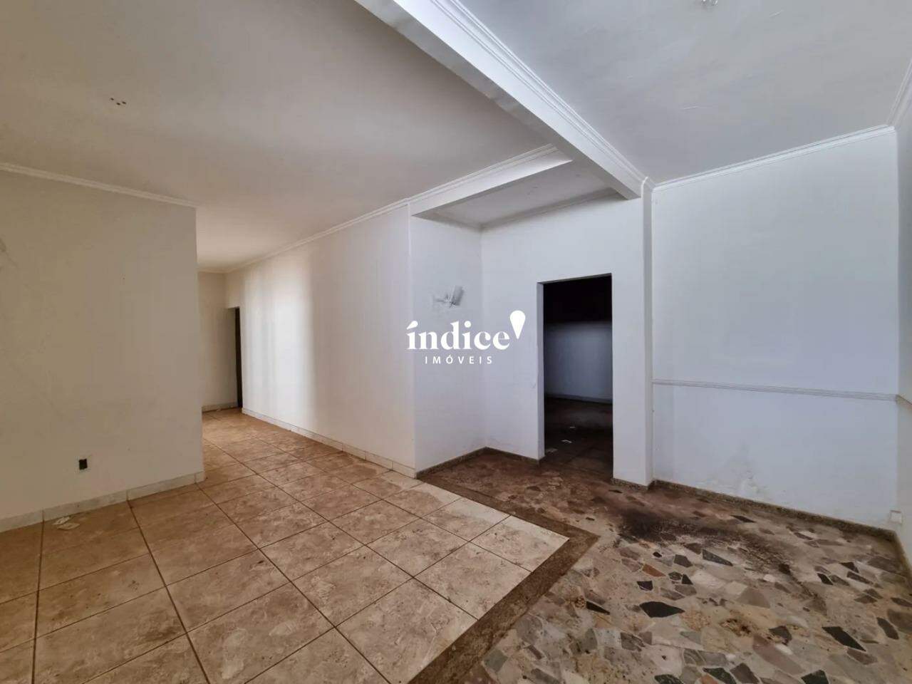 Casa Comercial para à venda no Jardim América na cidade de Ribeirão Preto: 