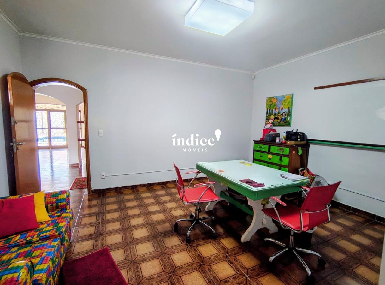 Casas para à venda no Alto da Boa Vista na cidade de Ribeirão Preto: escritorio