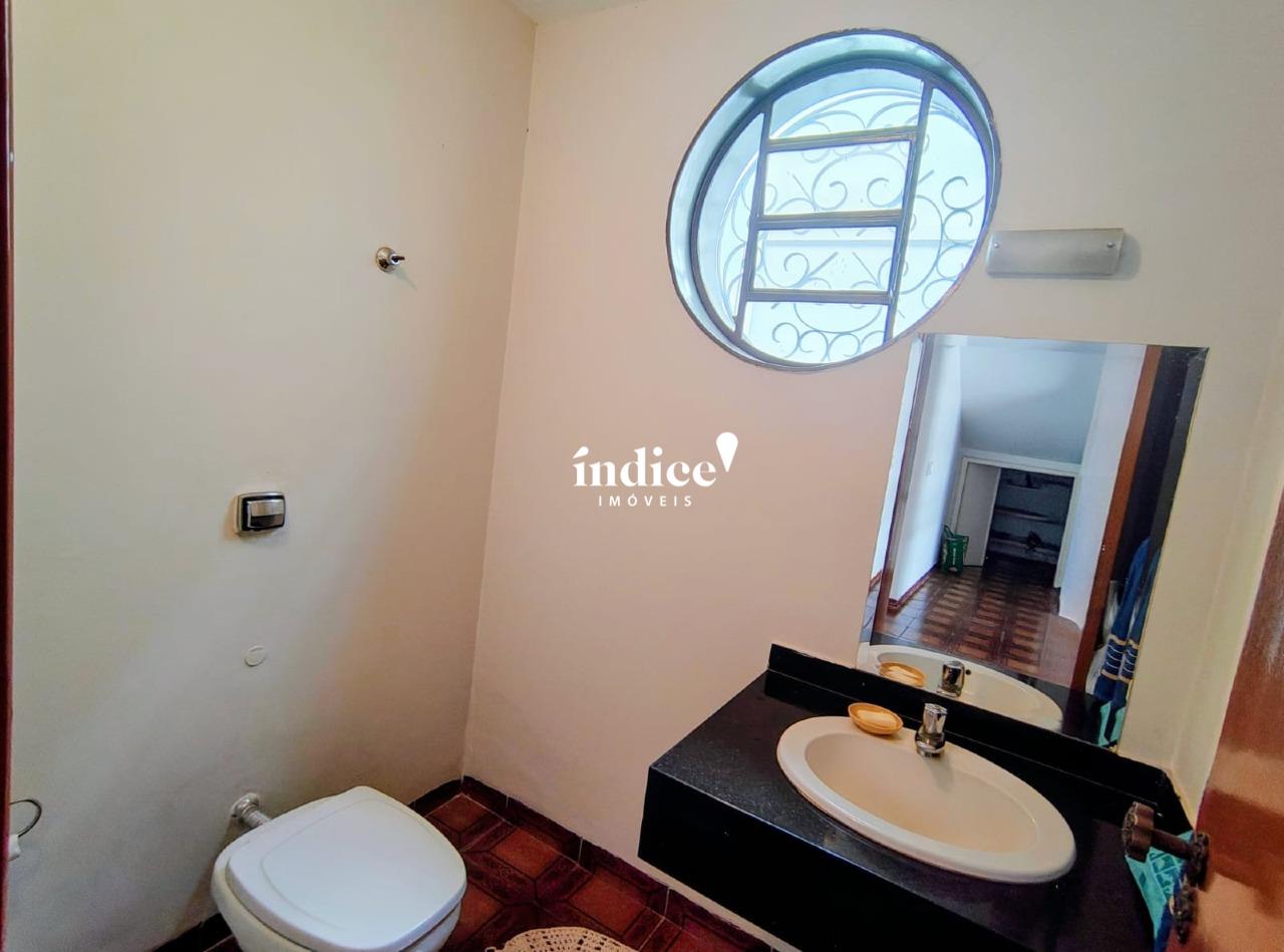 Casas para à venda no Alto da Boa Vista na cidade de Ribeirão Preto: banheiro area  gourmet