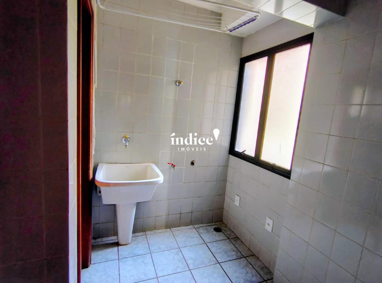 Apartamento para à venda no Centro na cidade de Ribeirão Preto: area de serviço