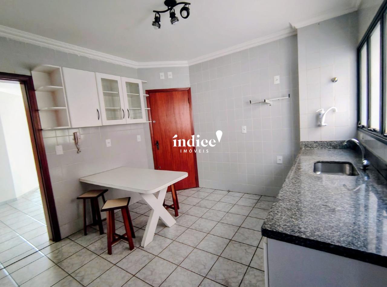 Apartamento para à venda no Centro na cidade de Ribeirão Preto: cozinha com prorta se serviços