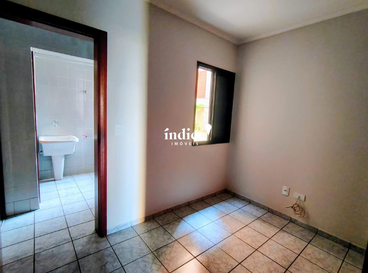 Apartamento para à venda no Centro na cidade de Ribeirão Preto: quarto proximo area de serviço