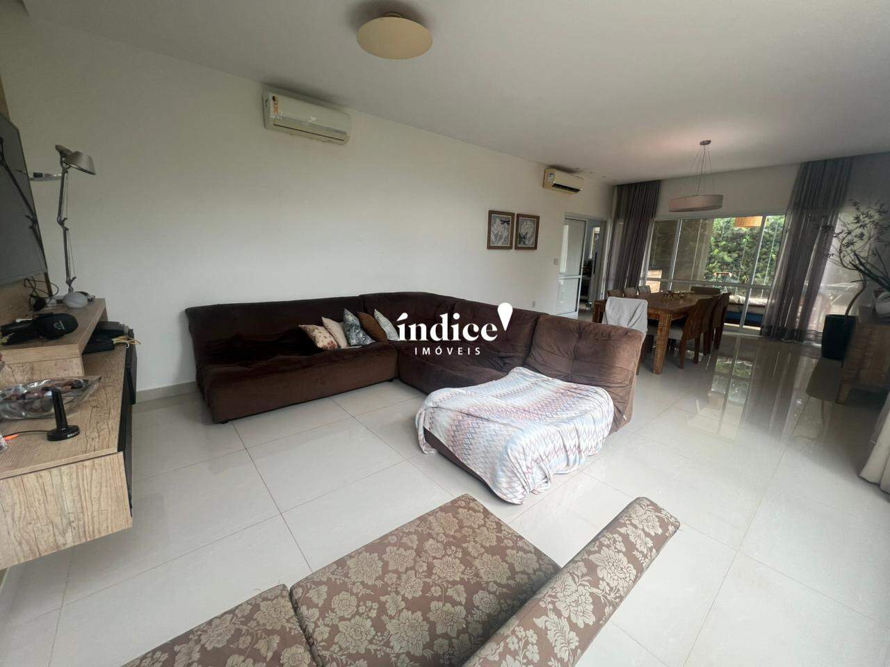 Casas Condomínio para para aluguel no Alphaville na cidade de Ribeirão Preto: 