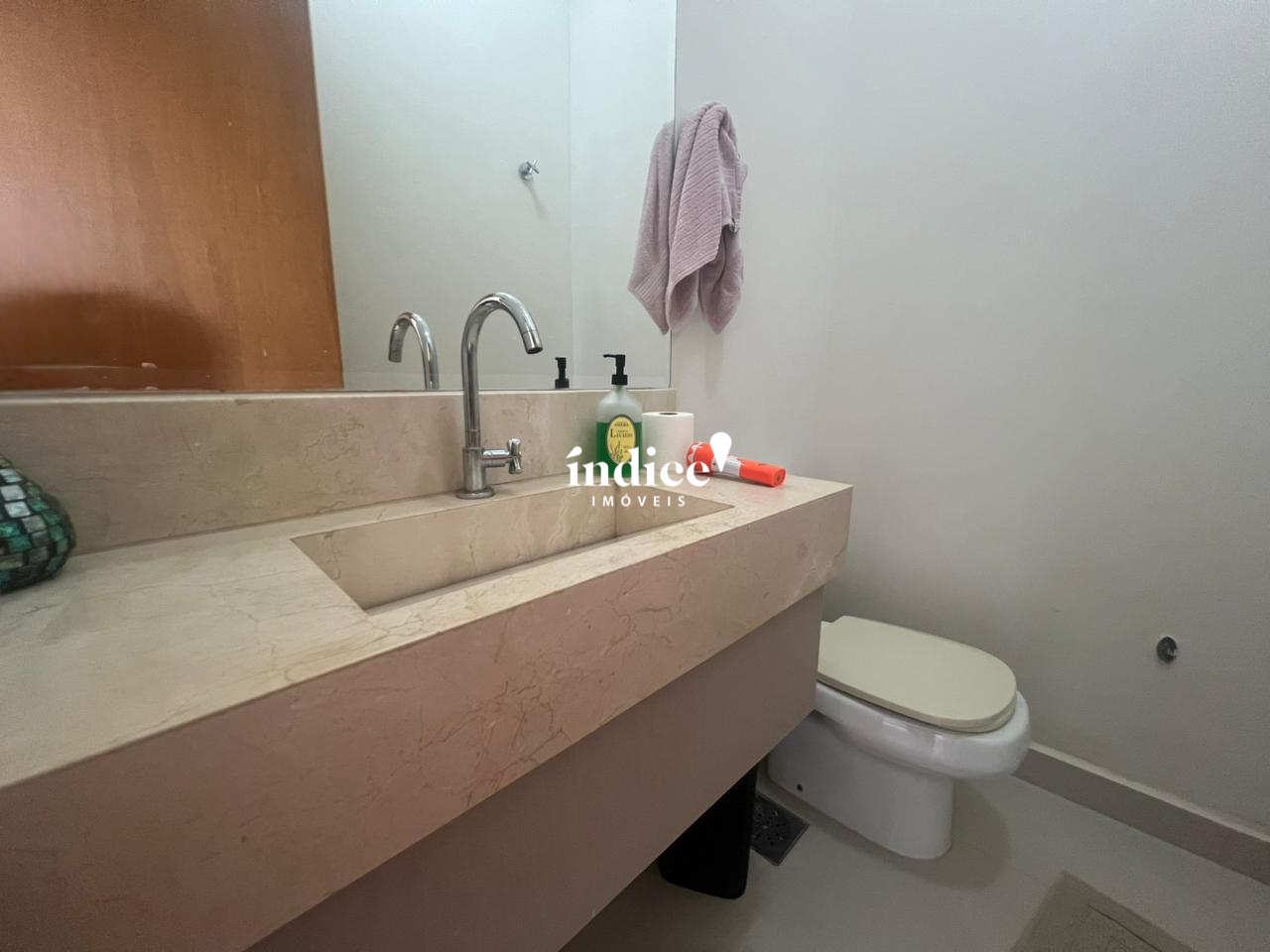 Casas Condomínio para para aluguel no Alphaville na cidade de Ribeirão Preto: 