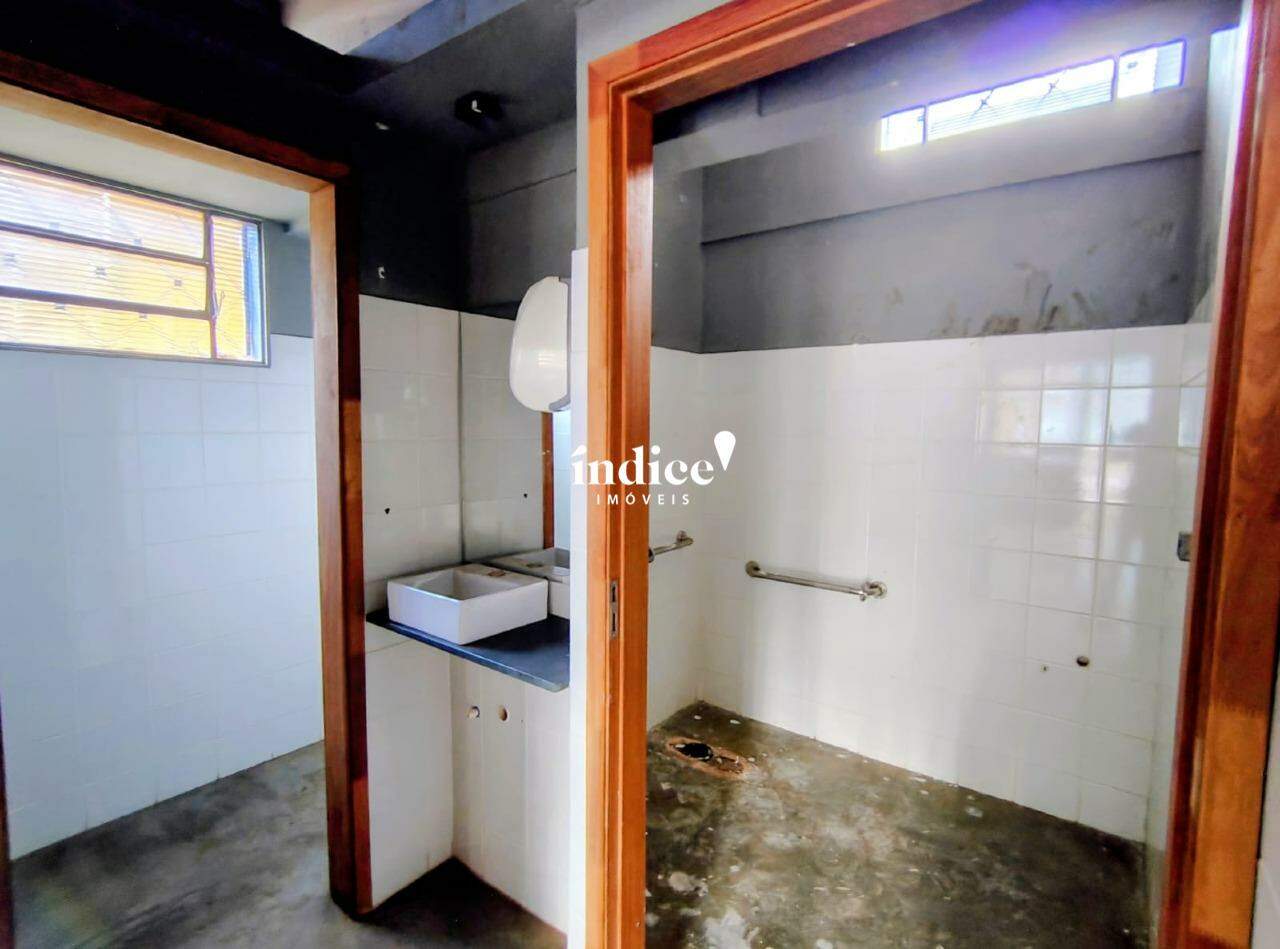 Salão Comercial para à venda no Jardim Sumaré na cidade de Ribeirão Preto: 