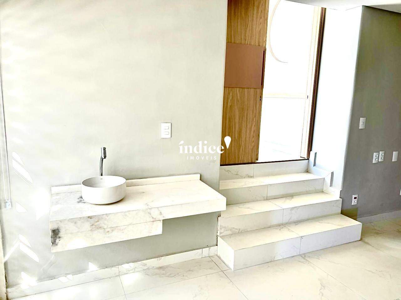 Casa Comercial para para aluguel no Vila Seixas na cidade de Ribeirão Preto: 
