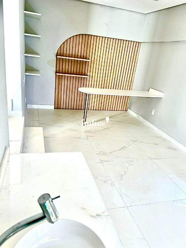 Casa Comercial para para aluguel no Vila Seixas na cidade de Ribeirão Preto: 