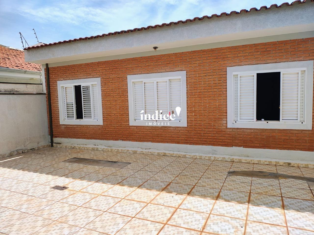 Casas para à venda no Lagoinha na cidade de Ribeirão Preto: quintal