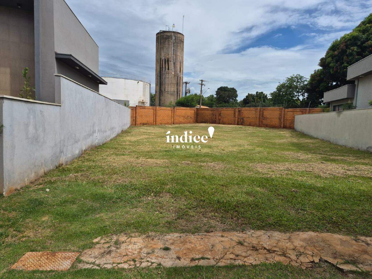 Terrenos Condomínio para à venda no Jardim San Marco na cidade de Ribeirão Preto: 
