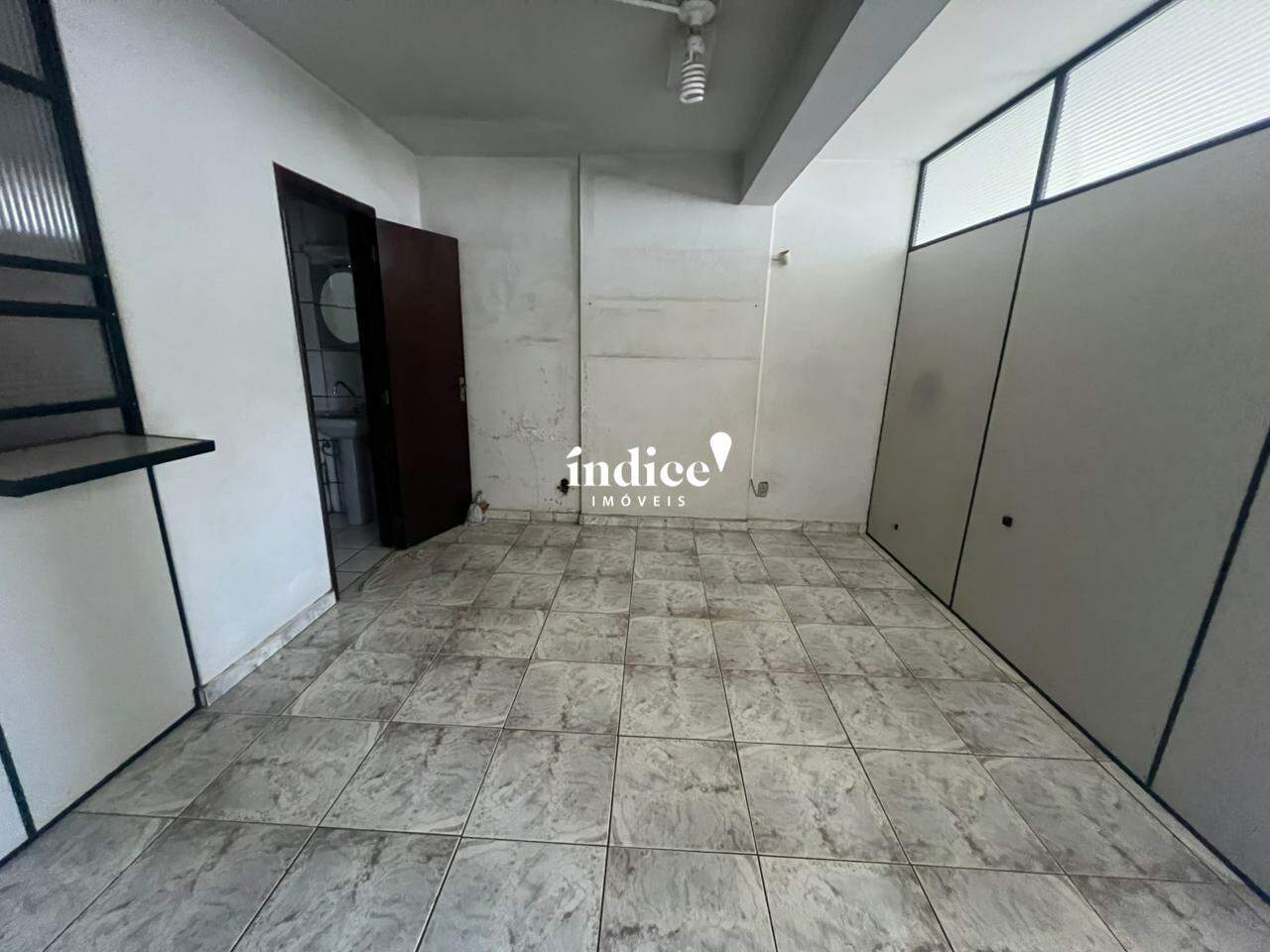 Sala Comercial para à venda no Centro na cidade de Ribeirão Preto: 
