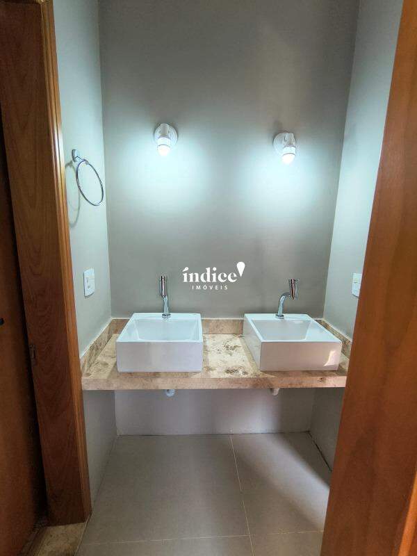 Casas para à venda no Jardim Antártica na cidade de Ribeirão Preto: 