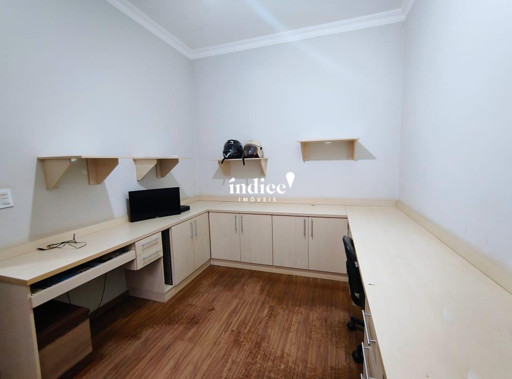 Casas para à venda no Jardim Anhangüera na cidade de Ribeirão Preto: escritorio