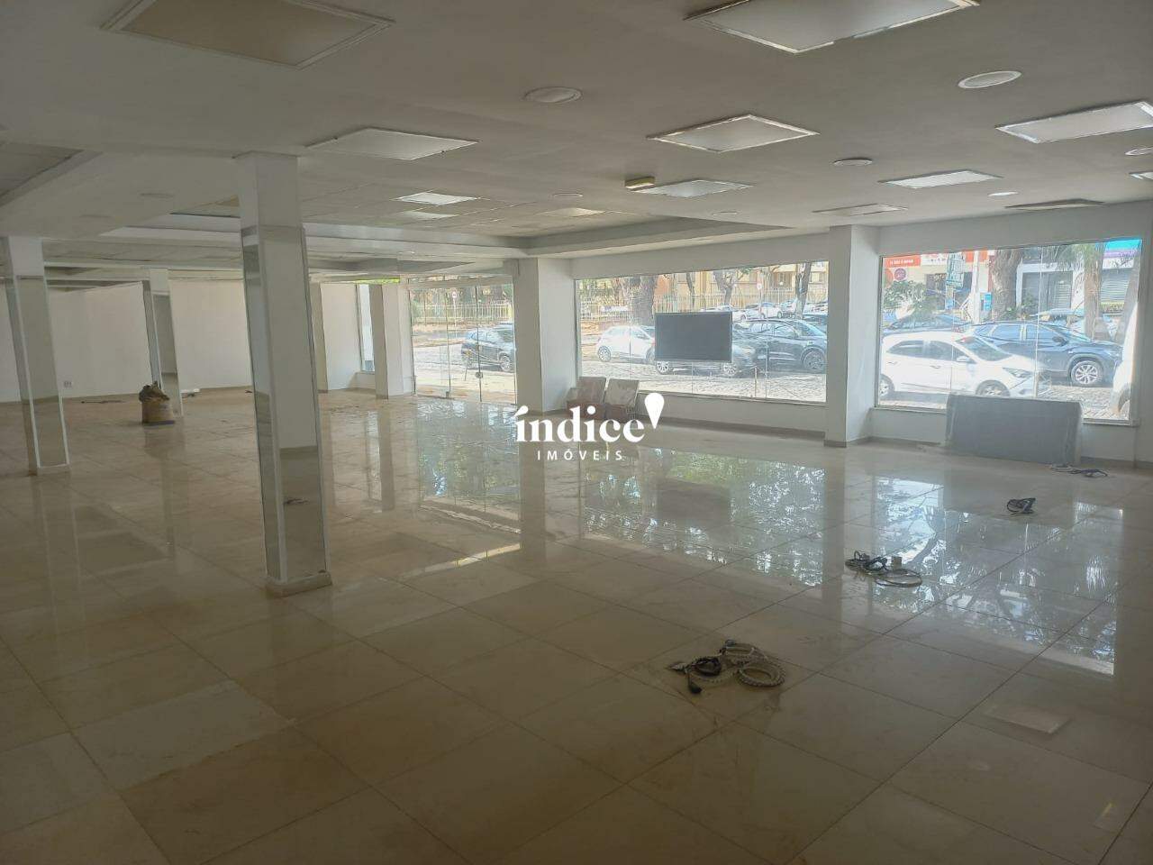 Salão Comercial para para aluguel no Jardim Sumaré na cidade de Ribeirão Preto: 