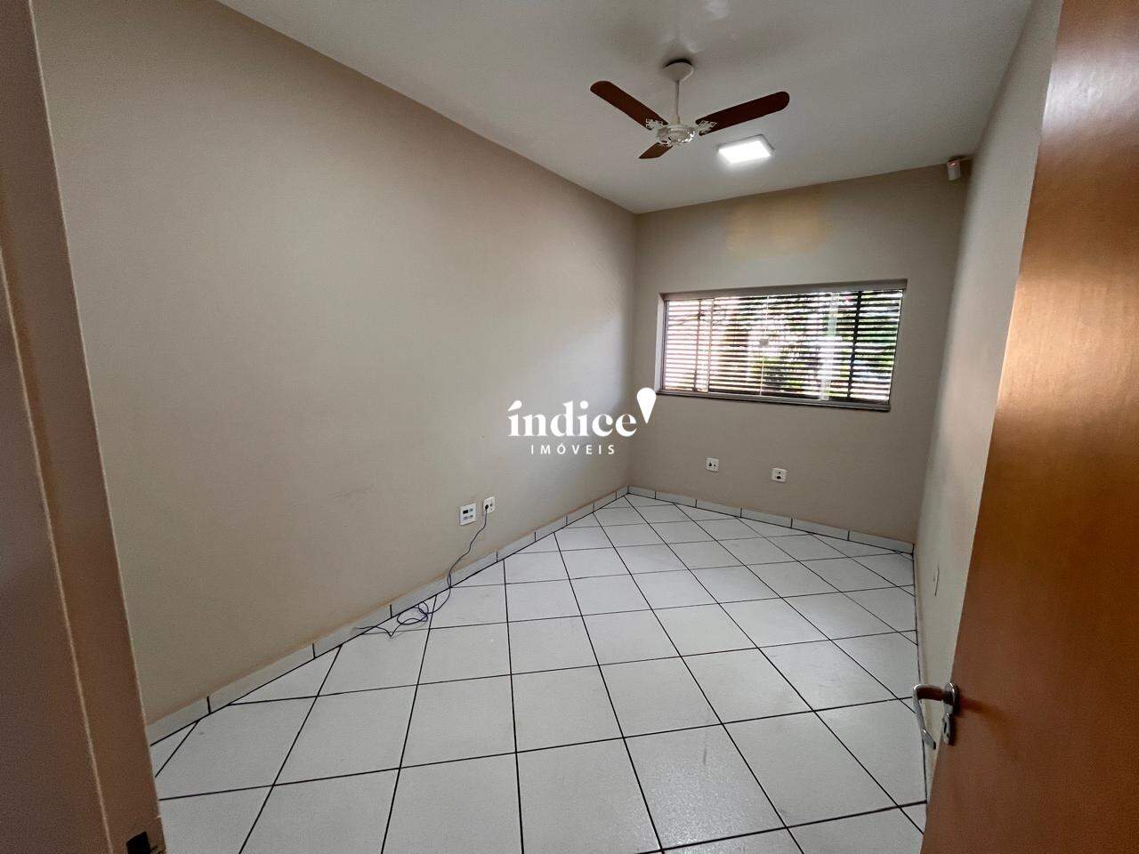 Salão Comercial para para aluguel no Jardim Paulista na cidade de Ribeirão Preto: 