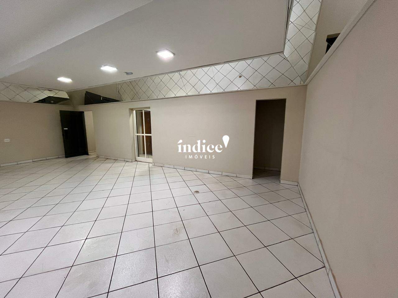 Salão Comercial para para aluguel no Jardim Paulista na cidade de Ribeirão Preto: 