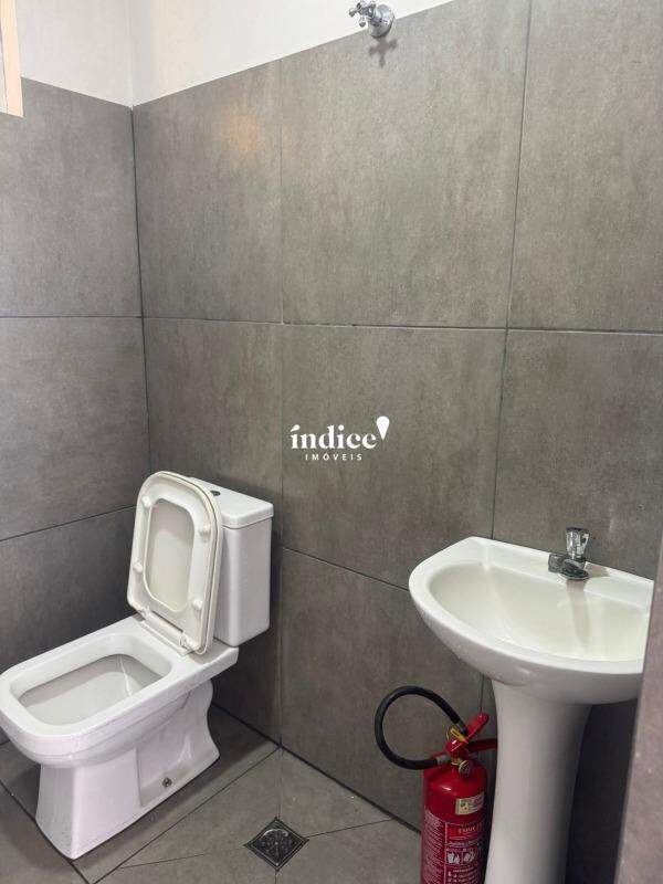 Salão Comercial para para aluguel no Jardim Cristo Redentor na cidade de Ribeirão Preto: 