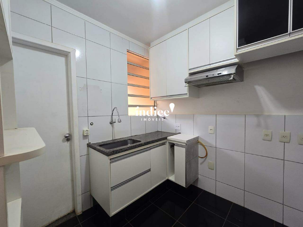 Casas Condomínio para à venda no Jardim Guaporé na cidade de Ribeirão Preto: 