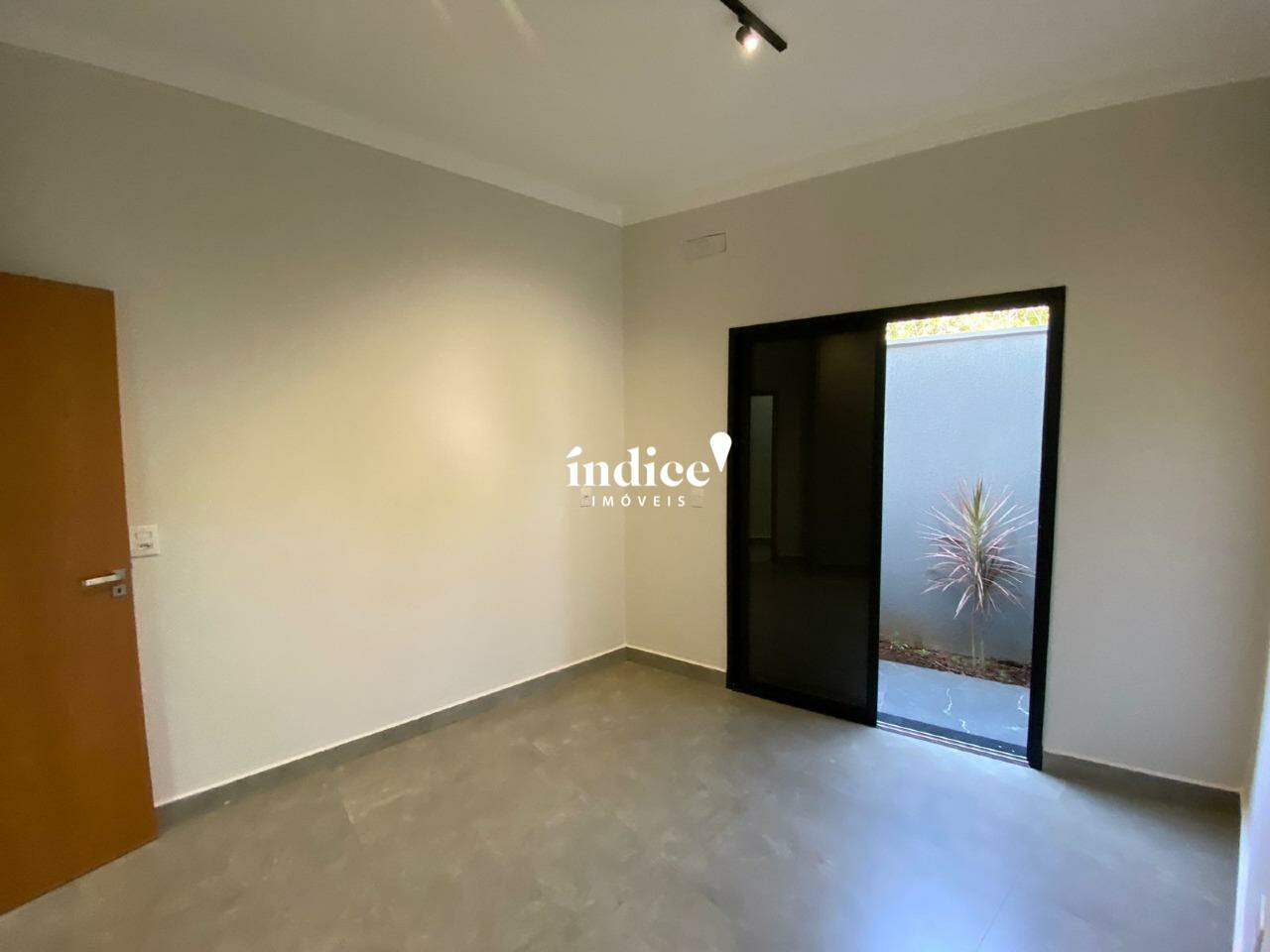 Casas Condomínio para à venda no Residencial Valência na cidade de Ribeirão Preto: 
