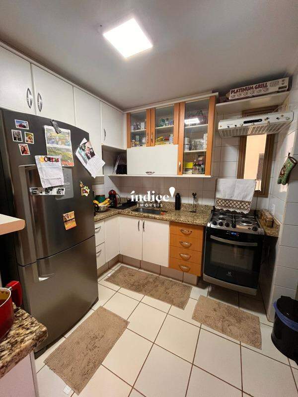 Apartamento para à venda no Santa Cruz do José Jacques na cidade de Ribeirão Preto: COZINHA