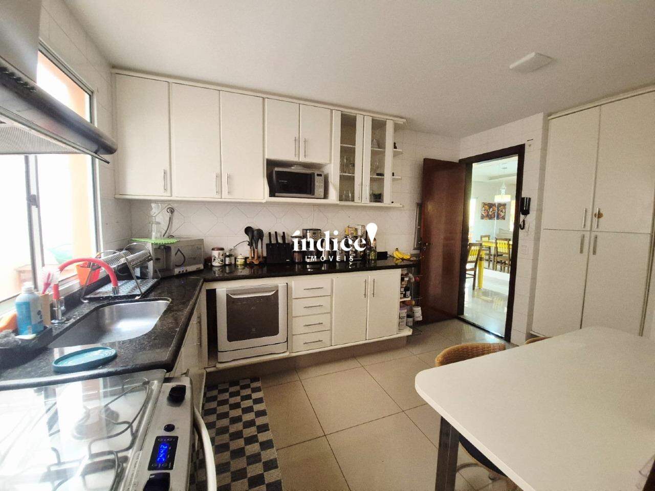 Casas Condomínio para à venda no Jardim Botânico na cidade de Ribeirão Preto: 