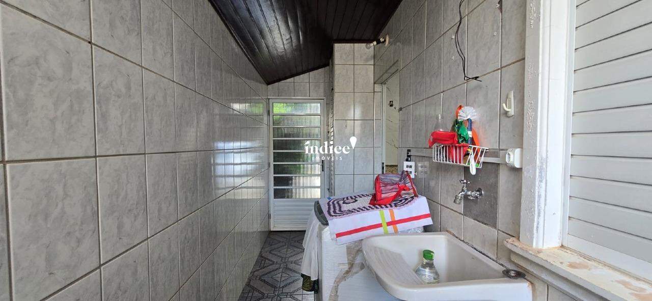 Casas Condomínio para à venda no Jardim Interlagos na cidade de Ribeirão Preto: 