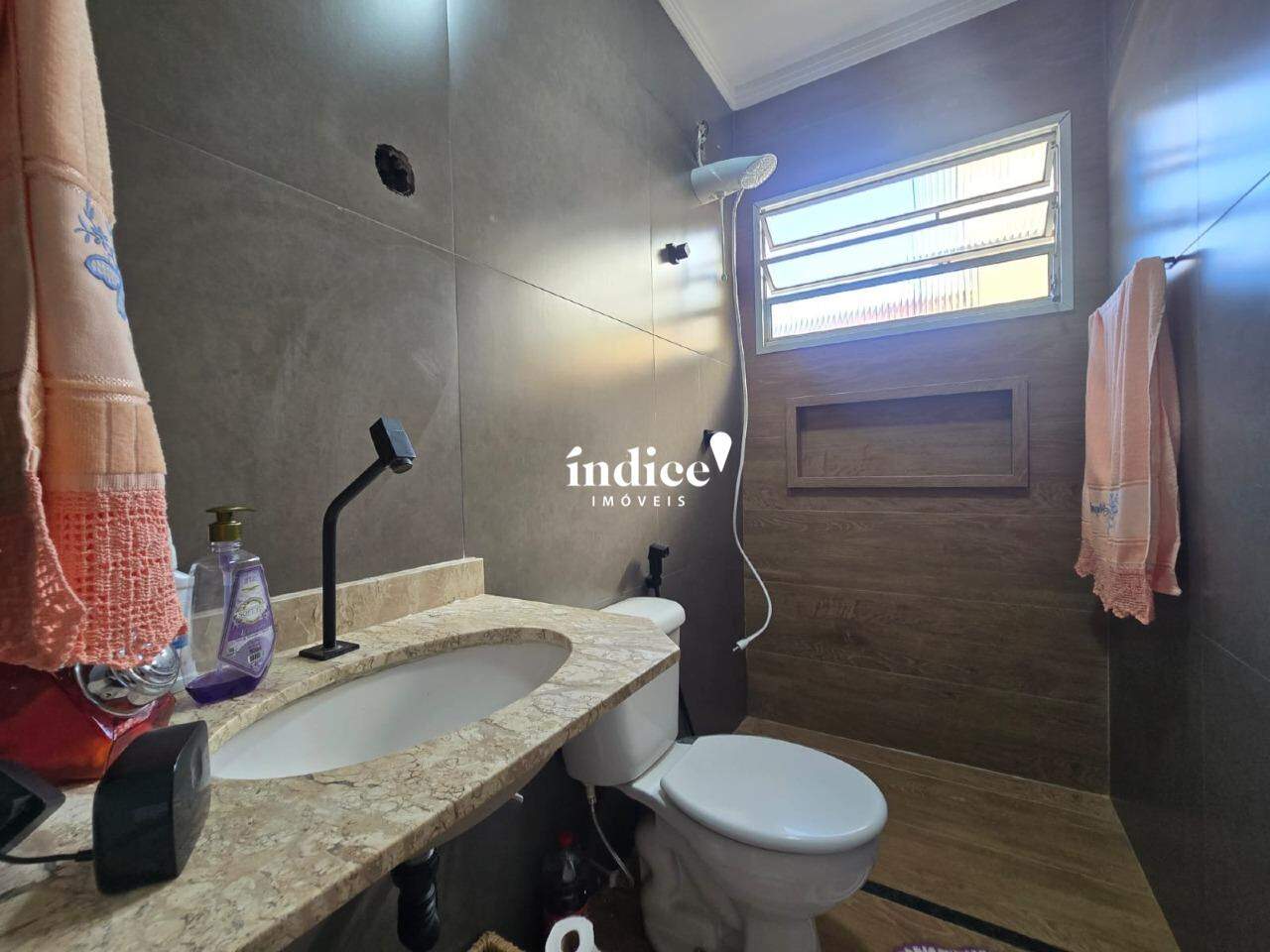 Casas Condomínio para à venda no Jardim Interlagos na cidade de Ribeirão Preto: 