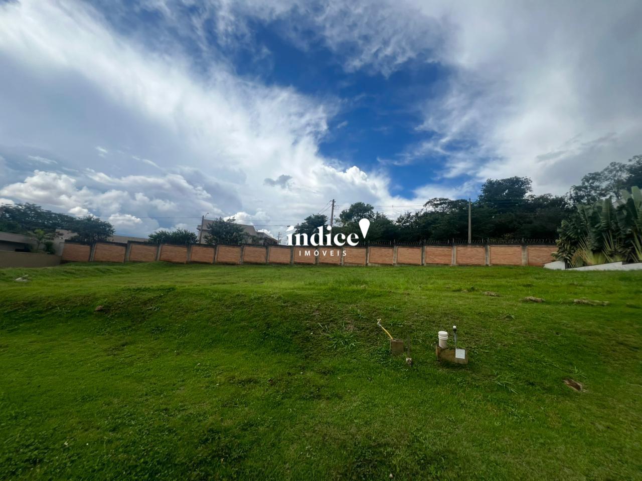 Terrenos Condomínio para à venda no Vila do Golf na cidade de Ribeirão Preto: 