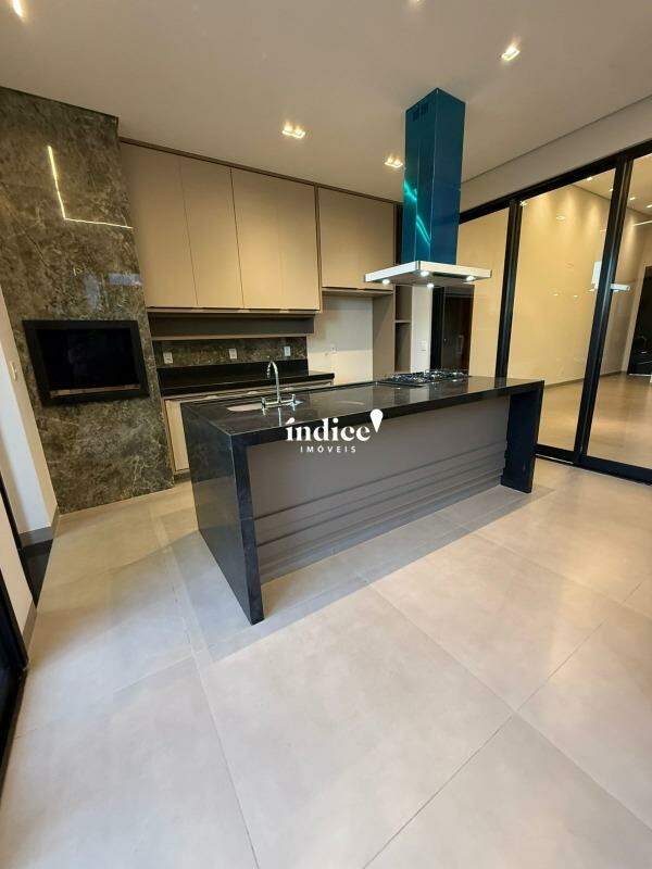 Casas Condomínio para à venda no Vila do Golf na cidade de Ribeirão Preto: 