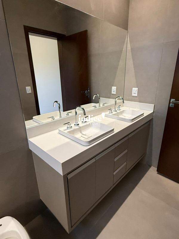 Casas Condomínio para à venda no Vila do Golf na cidade de Ribeirão Preto: 