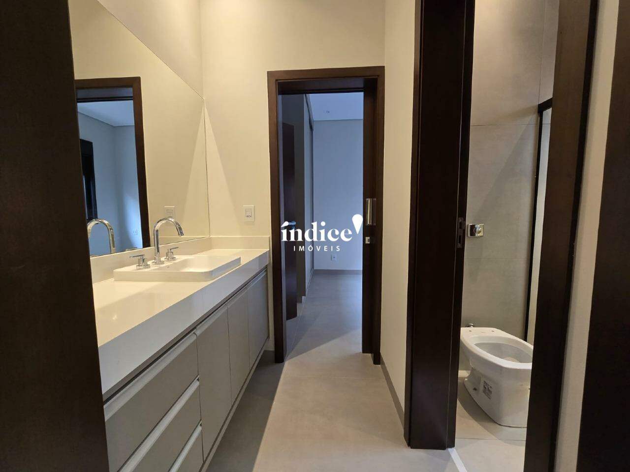 Casas Condomínio para à venda no Vila do Golf na cidade de Ribeirão Preto: