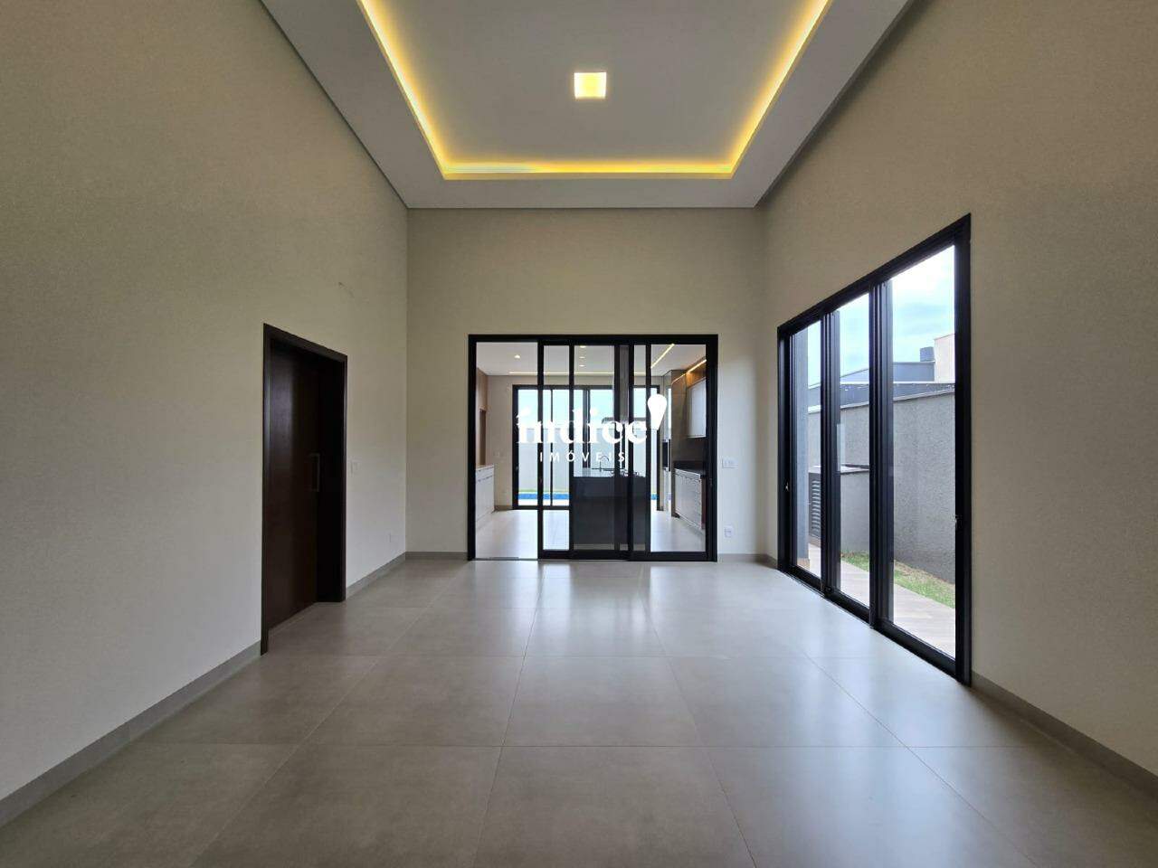 Casas Condomínio para à venda no Vila do Golf na cidade de Ribeirão Preto: 