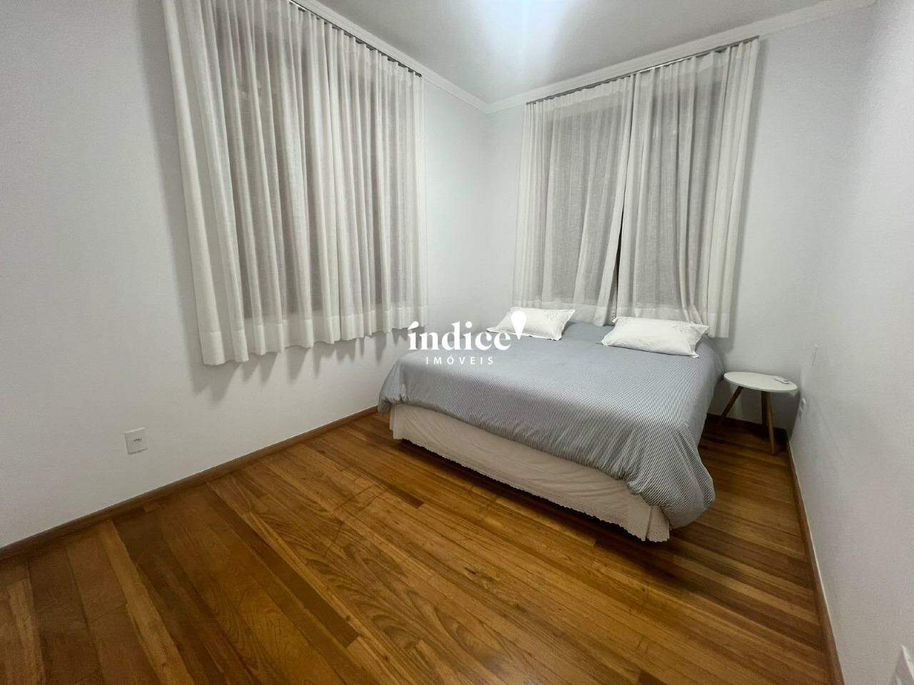 Casas Condomínio para para aluguel no Alphaville na cidade de Ribeirão Preto: 