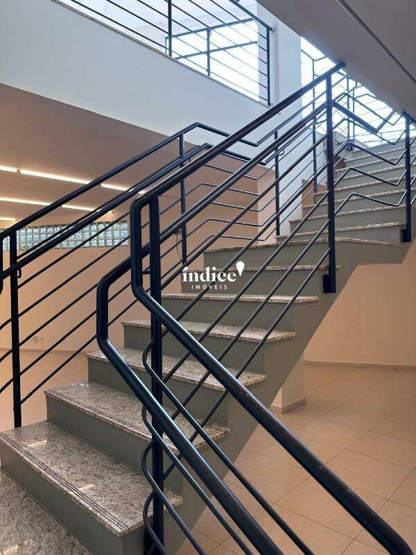 Salão Comercial para para aluguel no Ribeirânia na cidade de Ribeirão Preto: 