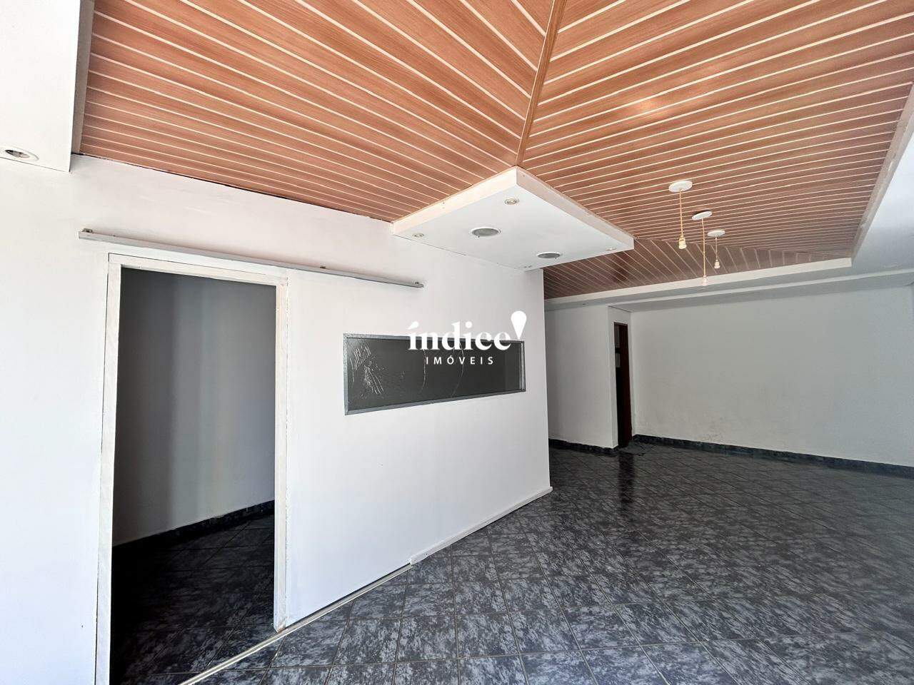 Salão Comercial para para aluguel no Vila Virgínia na cidade de Ribeirão Preto: 