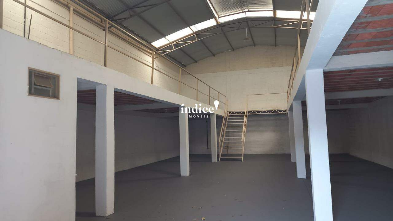 Salão Comercial para para aluguel no Jardim Jóquei Clube na cidade de Ribeirão Preto: 
