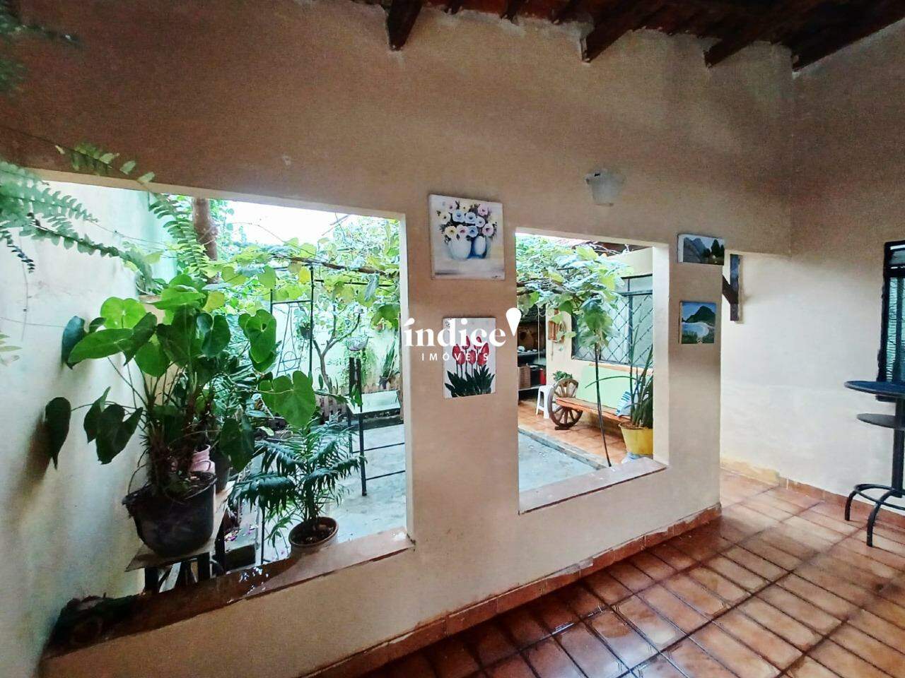 Casas para à venda no Jardim Castelo Branco na cidade de Ribeirão Preto: 