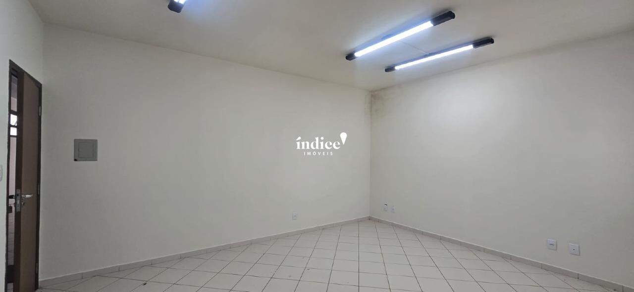 Sala Comercial para para aluguel no Condomínio Itamaraty na cidade de Ribeirão Preto: 