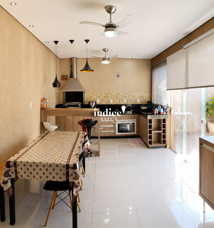 Casas Condomínio para à venda no Vila do Golf na cidade de Ribeirão Preto: GOURMET