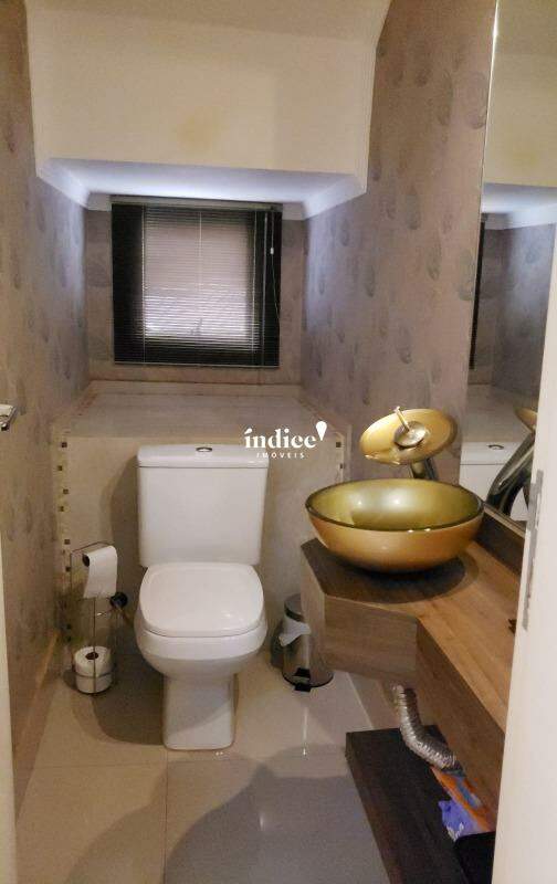 Casas Condomínio para à venda no Vila do Golf na cidade de Ribeirão Preto: LAVABO