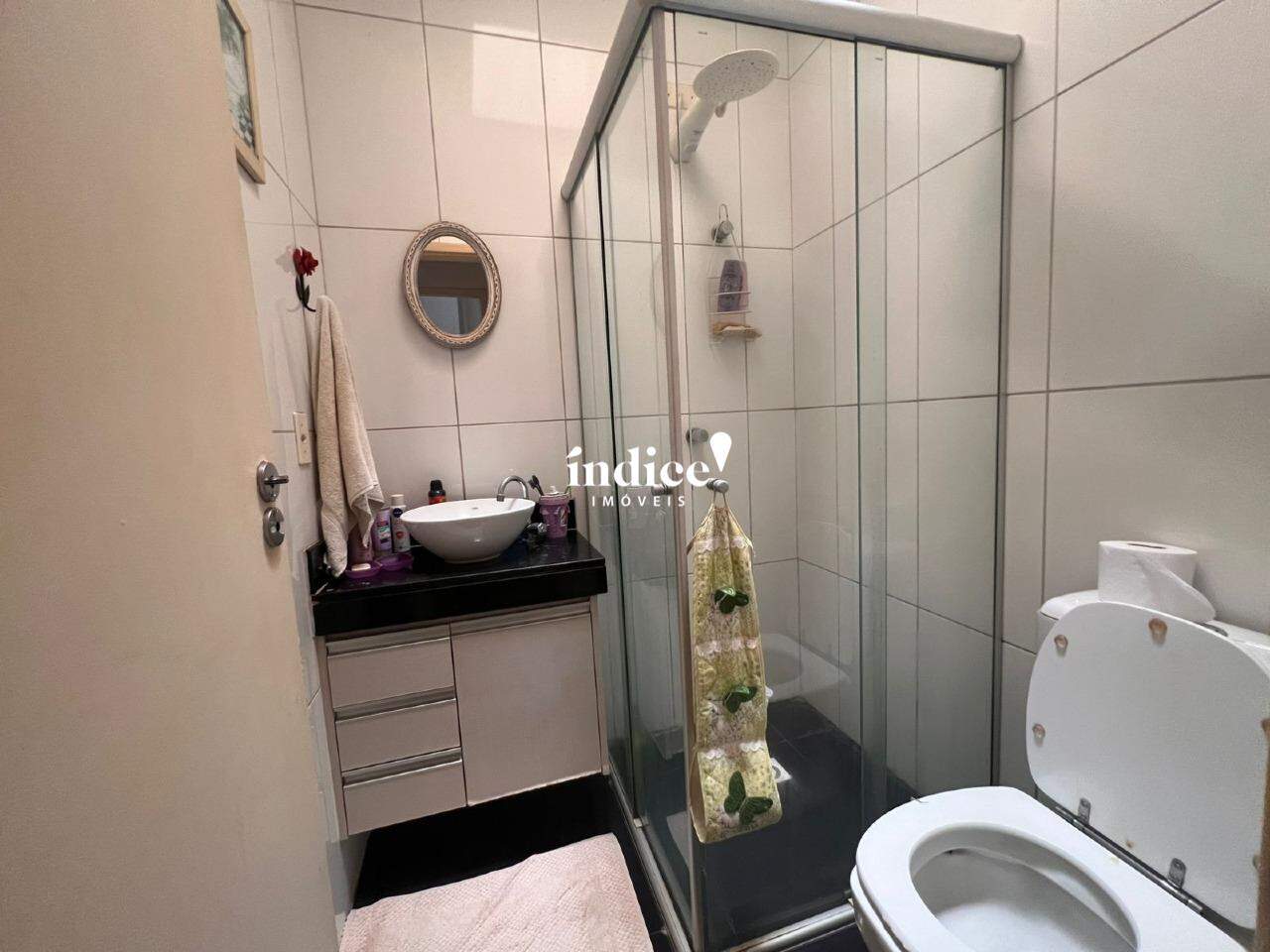 Casas Condomínio para à venda no Jardim Guaporé na cidade de Ribeirão Preto: 