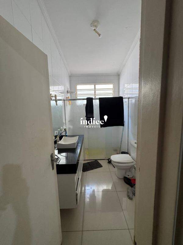 Casas para à venda no Vila Tibério na cidade de Ribeirão Preto: BANHEIRO