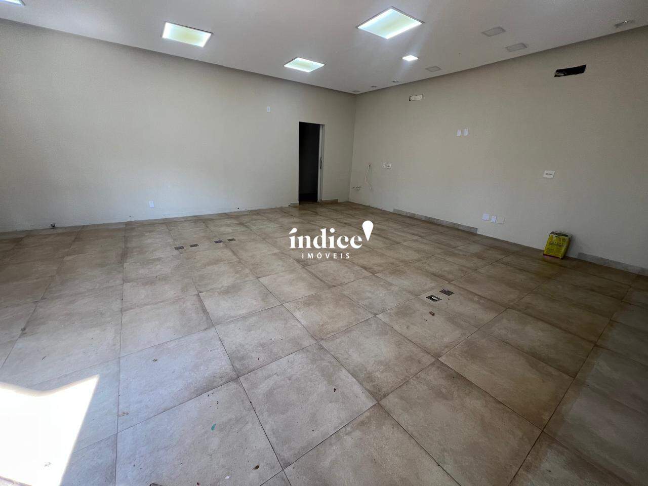 Salão Comercial para para aluguel no Ipiranga na cidade de Ribeirão Preto: 
