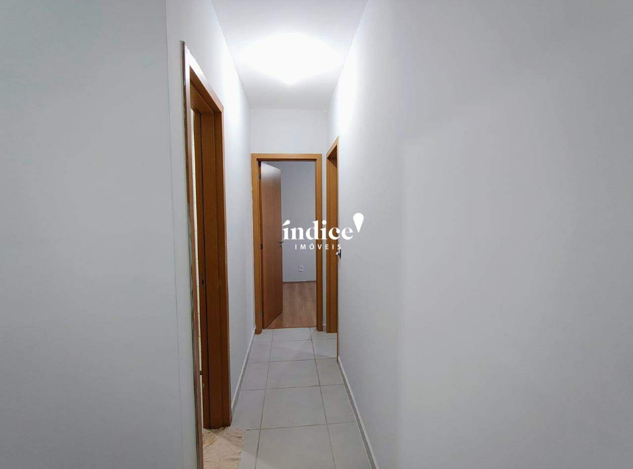 Apartamento para à venda no Ipiranga na cidade de Ribeirão Preto: corredor do apto