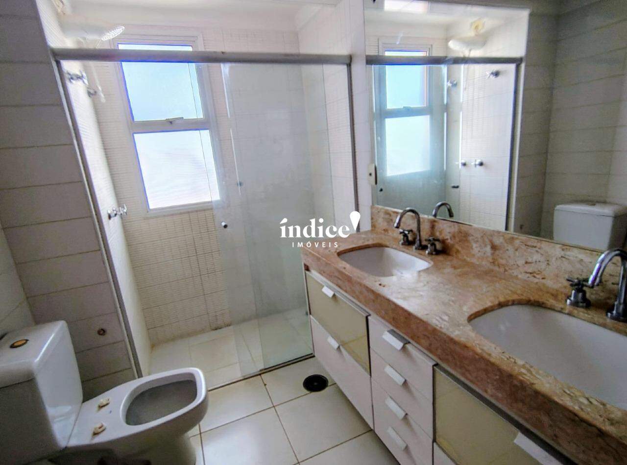 Apartamento para para aluguel no Santa Cruz do José Jacques na cidade de Ribeirão Preto: banheiro suite