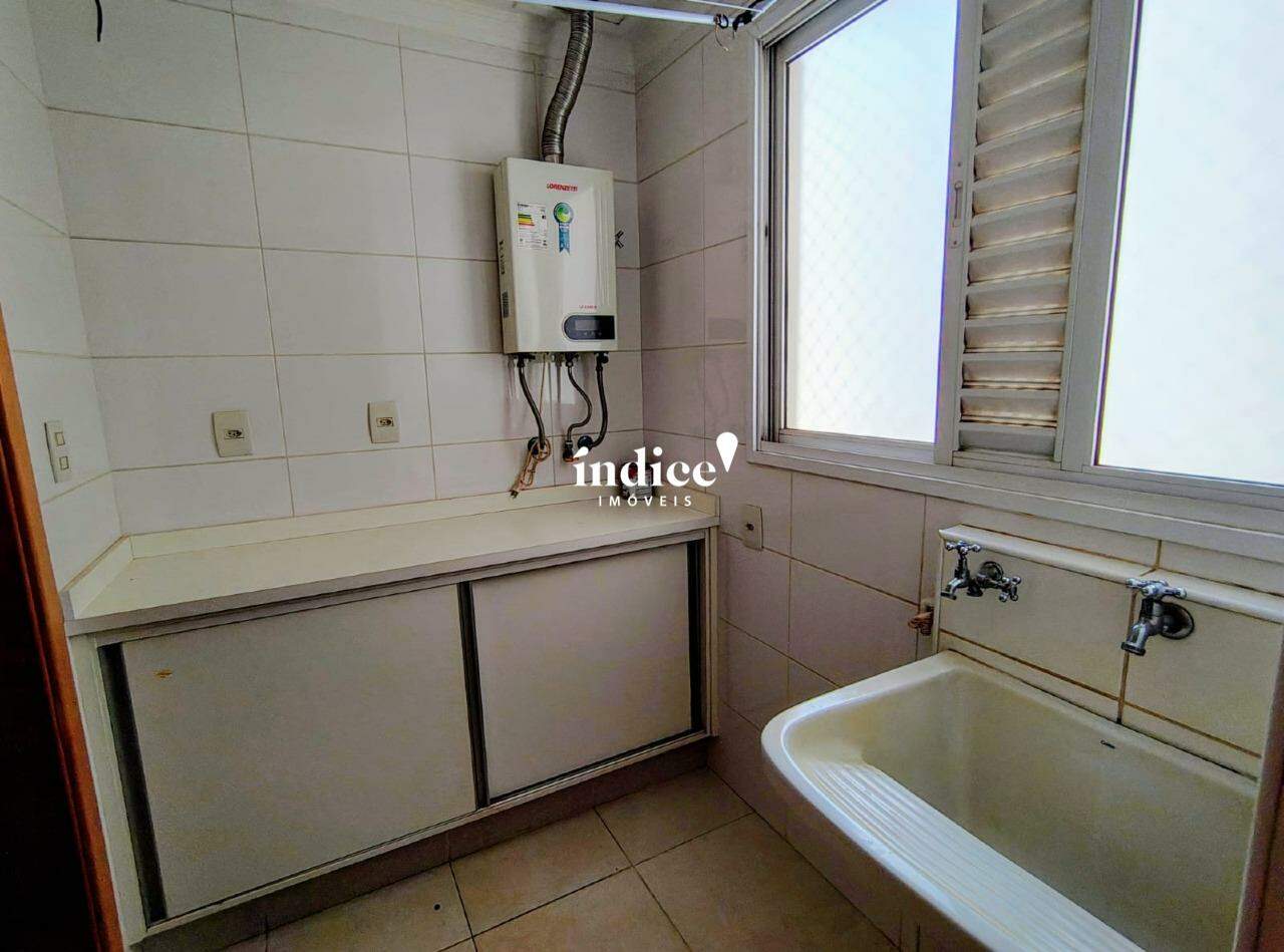 Apartamento para para aluguel no Santa Cruz do José Jacques na cidade de Ribeirão Preto: area de serviço