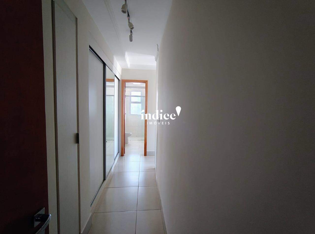 Apartamento para para aluguel no Santa Cruz do José Jacques na cidade de Ribeirão Preto: closet