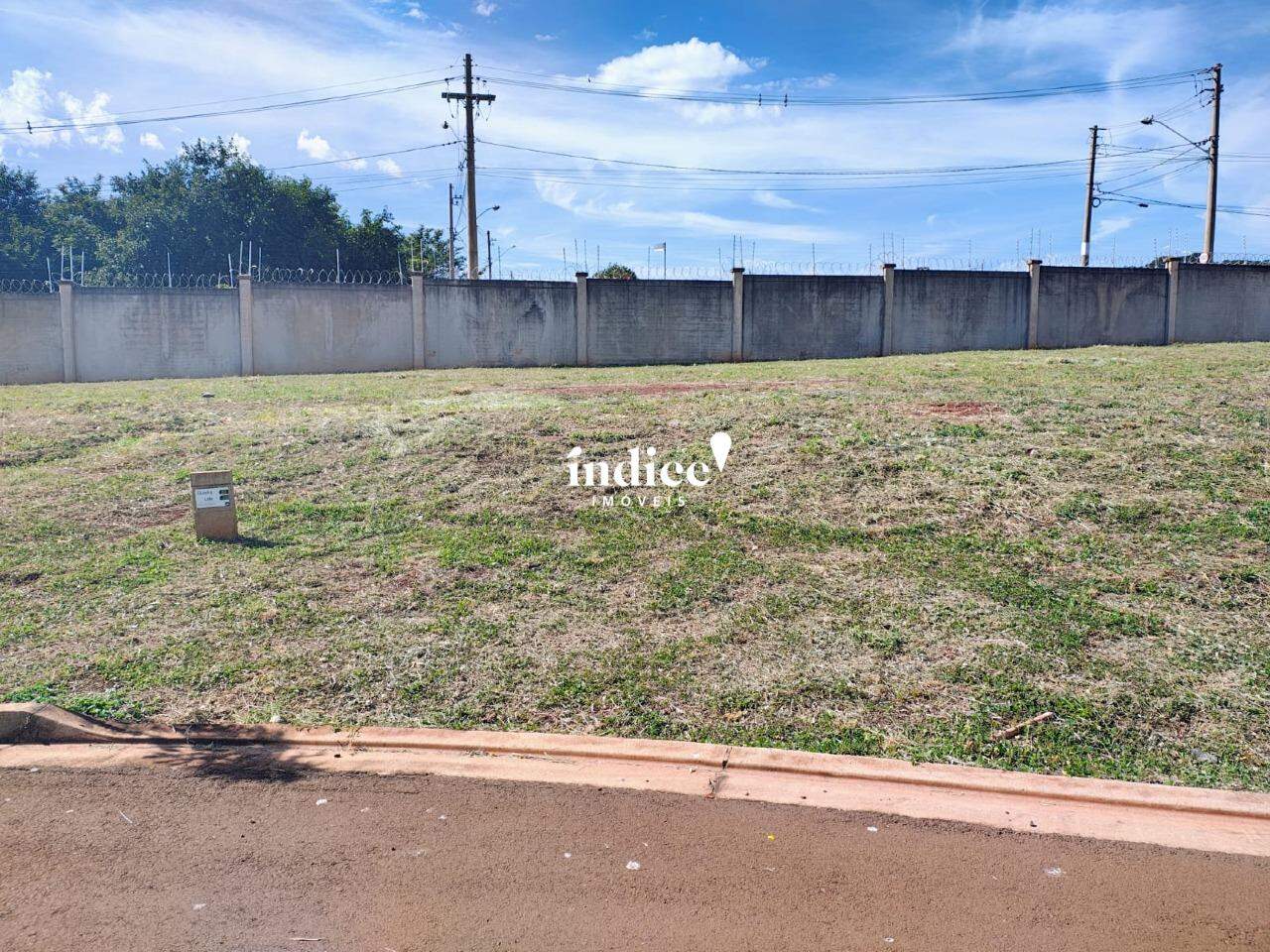 Terrenos Condomínio para à venda no Recreio Anhangüera na cidade de Ribeirão Preto: 