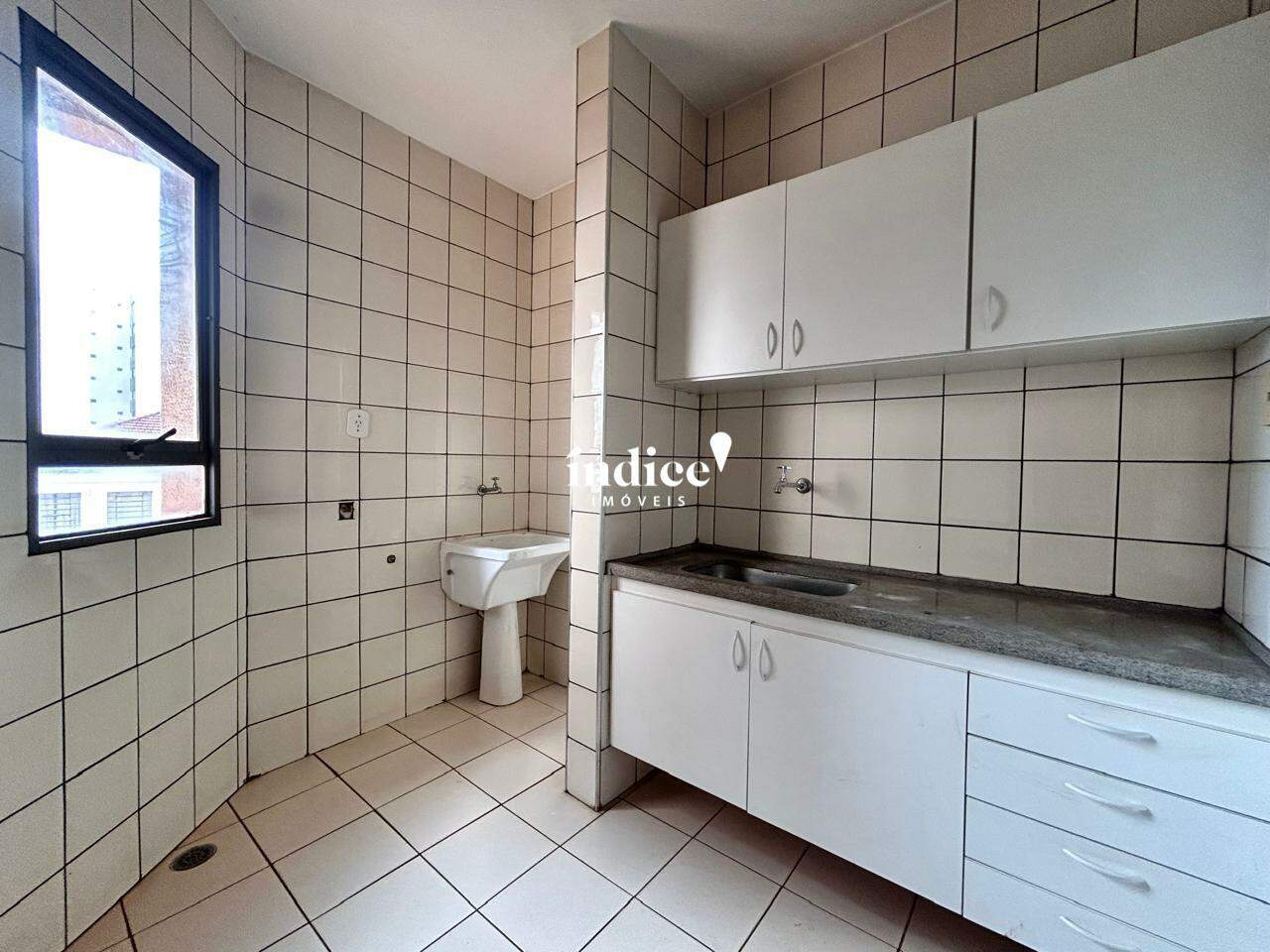Apartamento para para aluguel no Centro na cidade de Ribeirão Preto: 