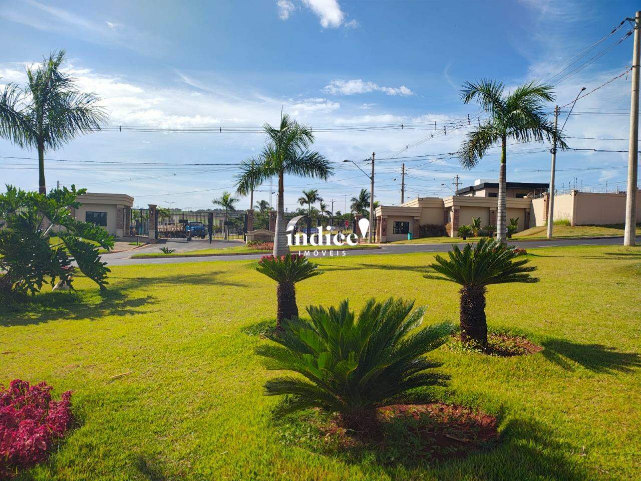 Terrenos Condomínio para à venda no Recreio Anhangüera na cidade de Ribeirão Preto: jardim