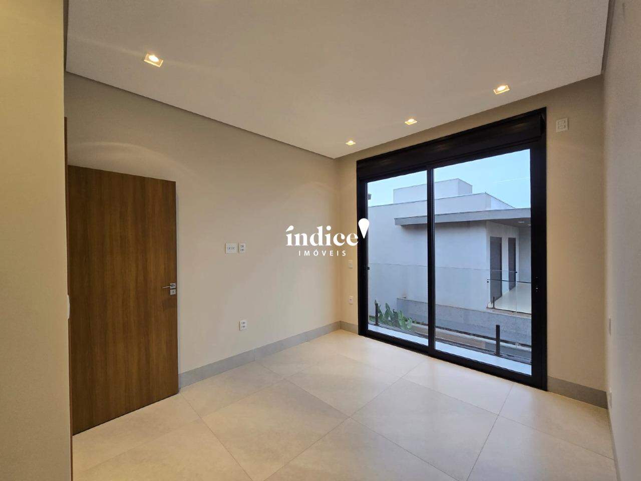 Casas Condomínio para à venda no Vila do Golf na cidade de Ribeirão Preto: 